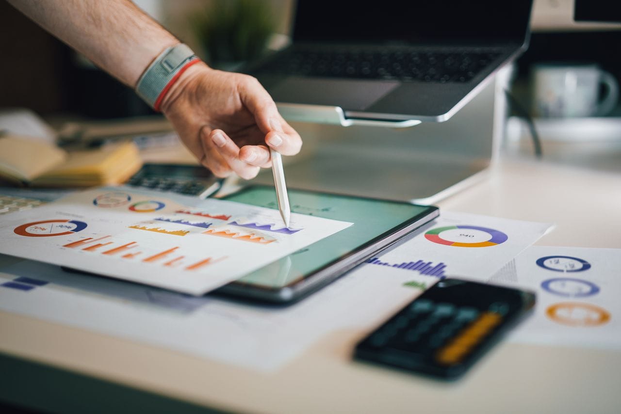 ¿Cómo calcular el ROI de un software a medida? Guía para Gerentes