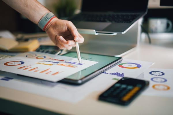¿Cómo calcular el ROI de un software a medida? Guía para Gerentes